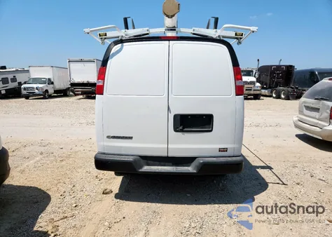 2023 Chevrolet Express G2500 из США, поврежденный, VIN 1GCWGAFP6P1102326